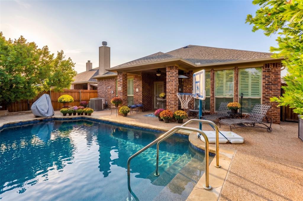 1244 Goodland Terrace