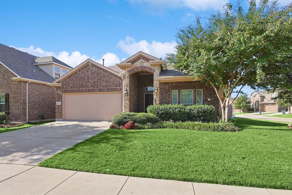 2900 Cedar Ridge Lane