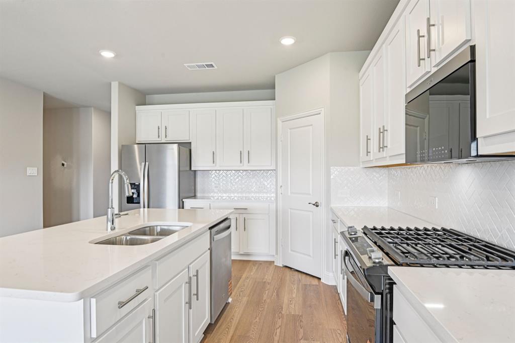 2108 Windy Trail