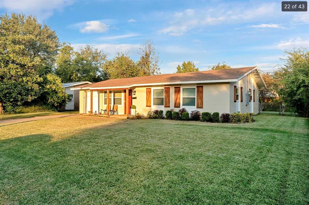 Photo 1 of 22 — 13506 Castleton Drive, Farmers Branch, TX 75234