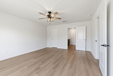 Tiny photo for 127 Bluebonnet Drive, Sanger, TX 76266 (MLS # 21235119)