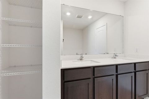 Tiny photo for 127 Bluebonnet Drive, Sanger, TX 76266 (MLS # 21235119)