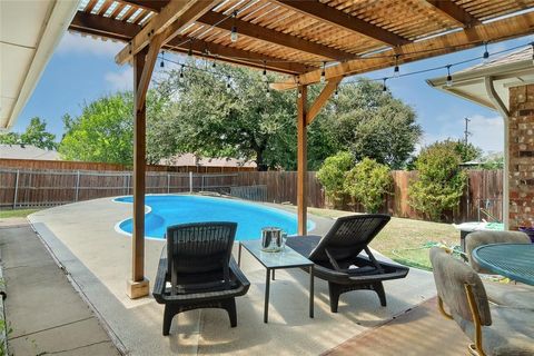 3129 Regency Carrollton TX 75007
