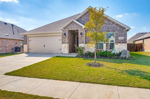 3519 Tunnel Avenue Aubrey TX 76227