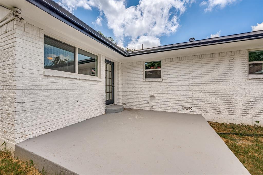1112 Karla Drive