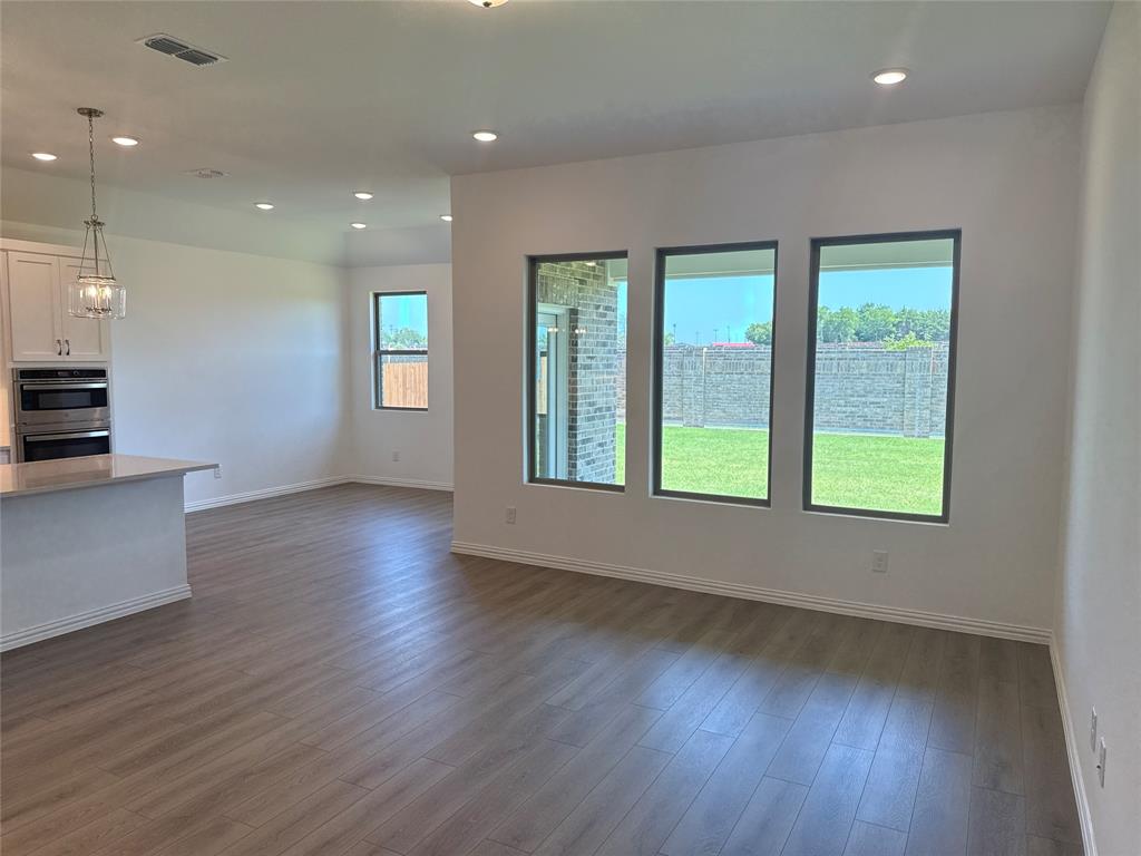 2312 Myrtle Way
