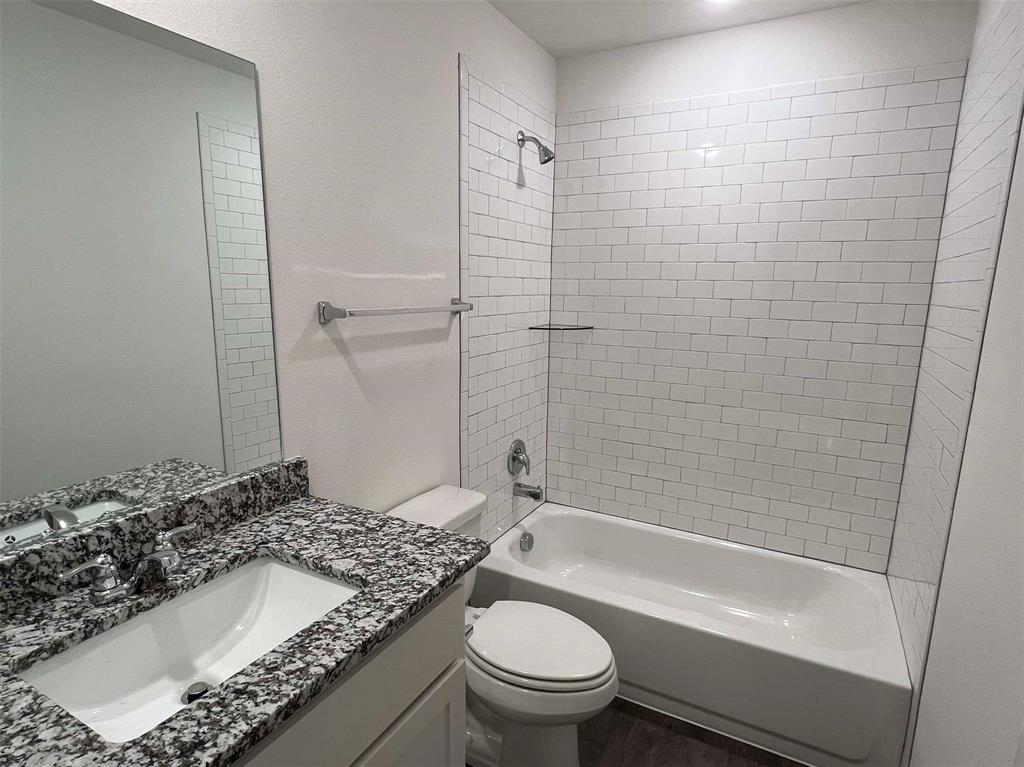 COUCH SIMS THIRD ADDN REPLAT FAIRMOUNT ADDITION - Residential Lease