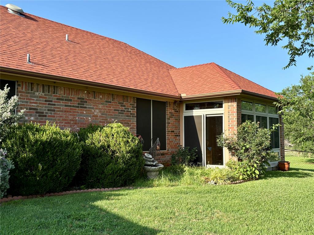 3084 Hagerman Road