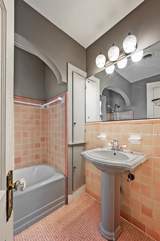 Santa Monica Add - Residential
