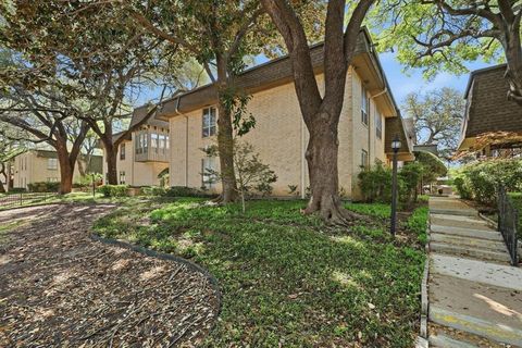 4320 Bellaire Drive S 240W Fort Worth TX 76109
