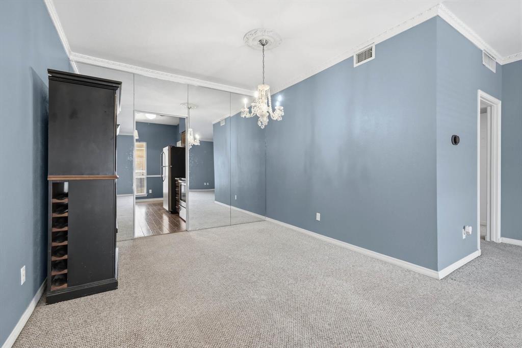 Fountain Royale Orleans W - Residential