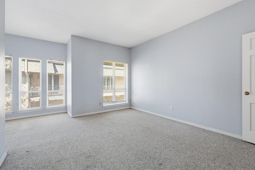 Fountain Royale Orleans W - Residential