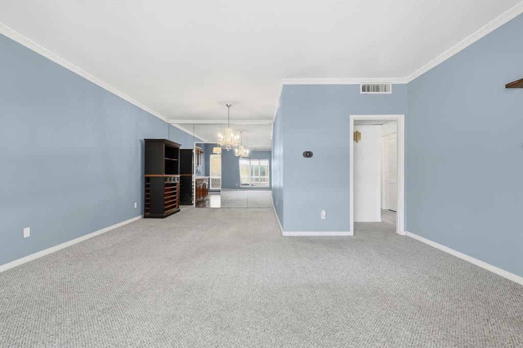 Fountain Royale Orleans W - Residential