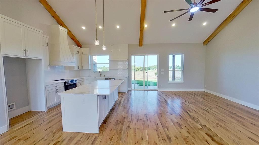8300 Kelly Lane