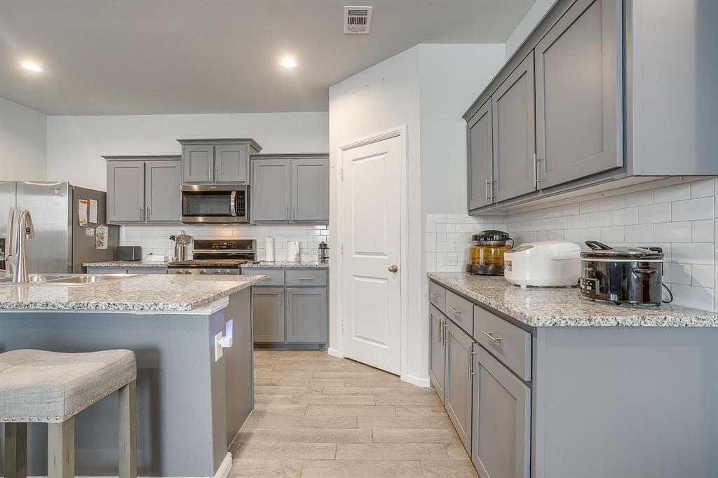 BAILEY PARK - Residential