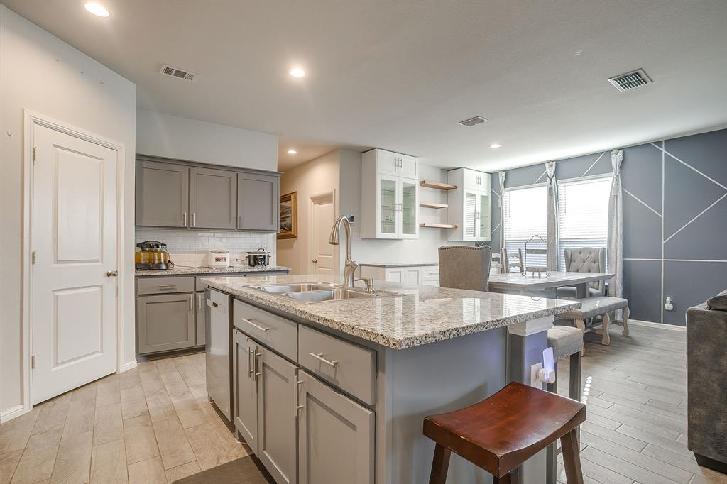 BAILEY PARK - Residential