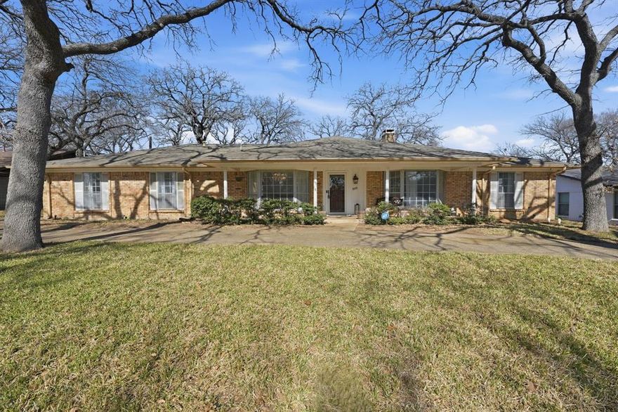 Welcome home to opportunity in the heart of North Arlington!
This beautifully renovated 3-bedroom, 2-bath home offers the perfect blend of modern updates, functionality, and future potential. Step inside to find a fully updated kitchen, dining, and family room, designed for everyday living and effortless entertaining.
Outside, enjoy your own enclosed pool, ideal for year-round relaxation and gatherings. The property also features two garage spaces with room for an RV or boat, a rare and valuable find, along with raised garden beds ready for your green thumb.
Priced below market, this home presents an incredible value due to the unfinished primary bath—giving you the chance to add your personal style and instantly build equity. Whether you’re looking for a move-in-ready home with room to customize or an investment with upside, this North Arlington gem checks all the boxes. Bring your vision and make this home truly yours!