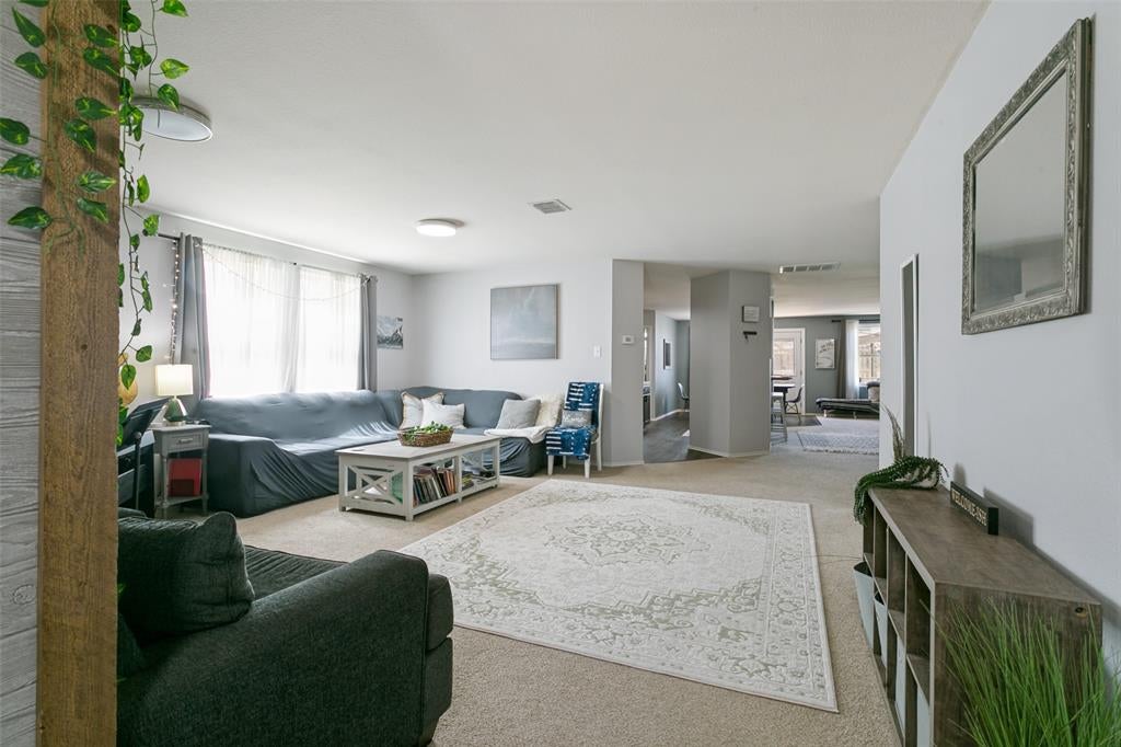 4548 Martingale View Lane