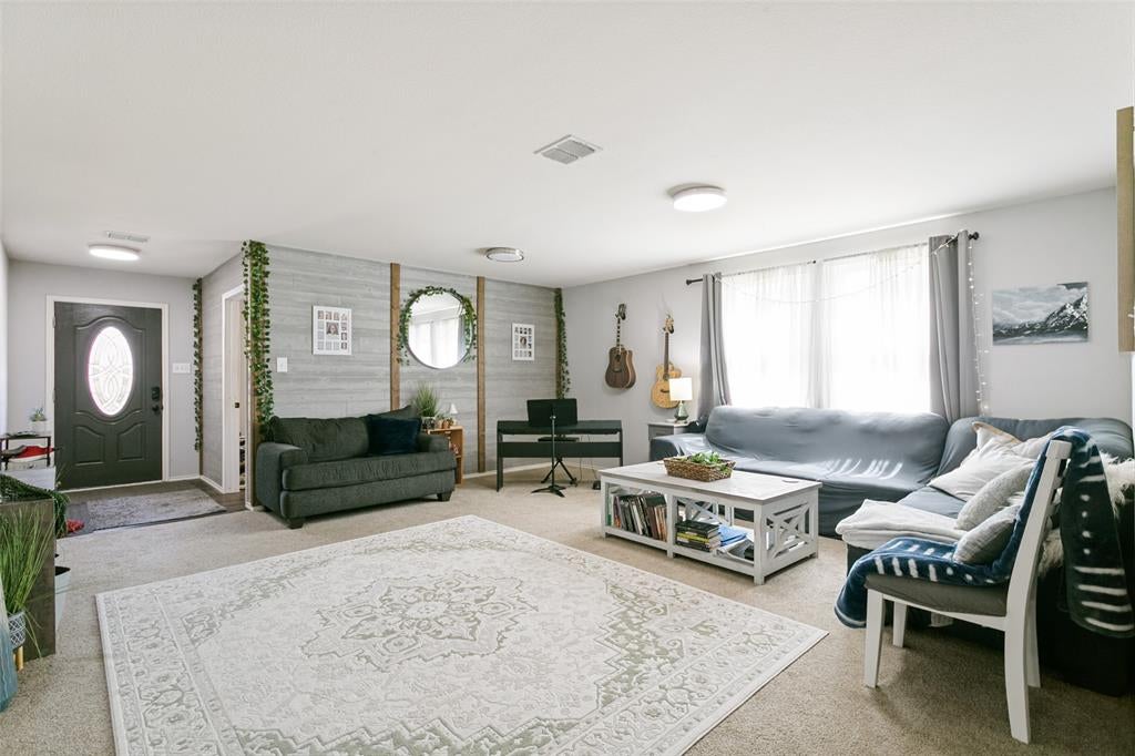 4548 Martingale View Lane