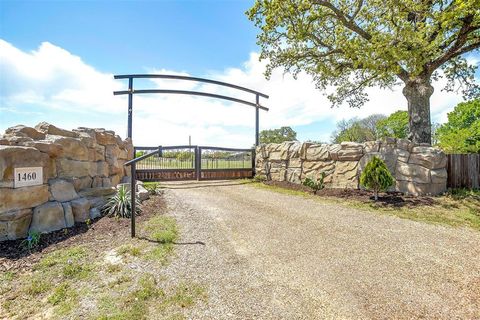 1460 Ross Lane 42 ac Springtown TX 76082