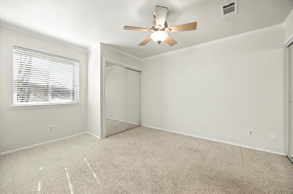 Cedar Creek Twnhms - Residential