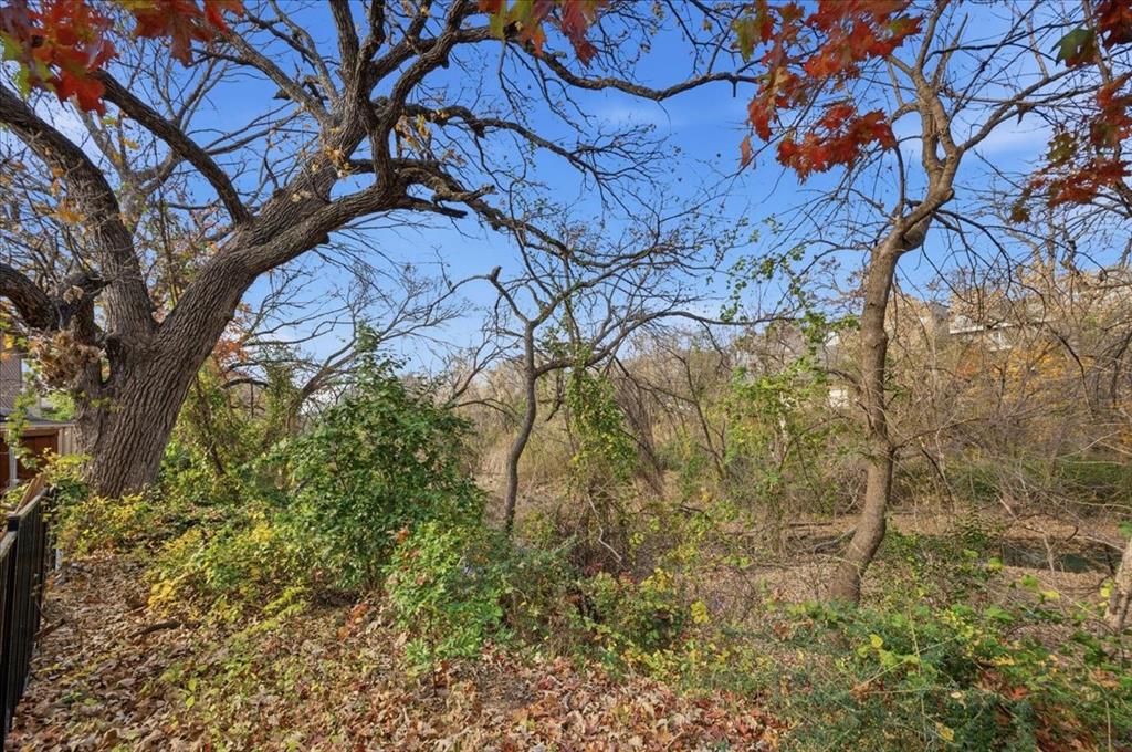 Cedar Creek Twnhms - Residential