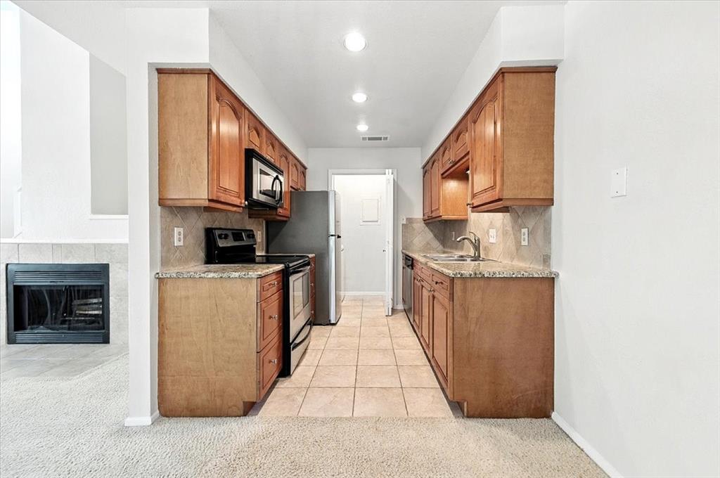 Cedar Creek Twnhms - Residential