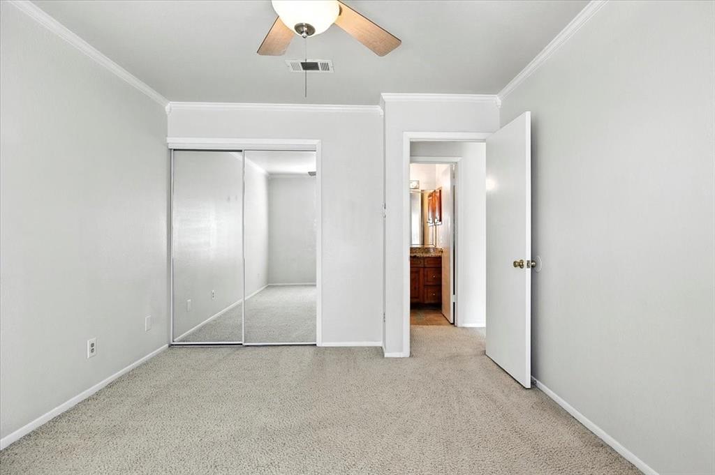 Cedar Creek Twnhms - Residential