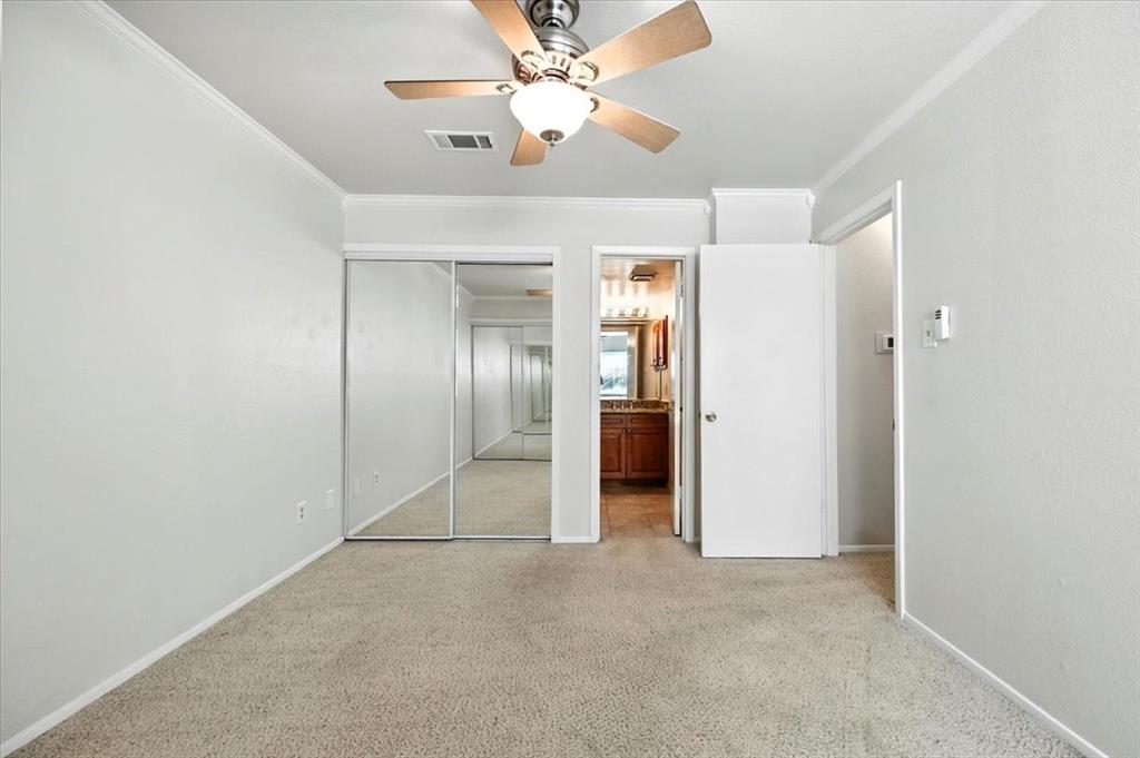 Cedar Creek Twnhms - Residential