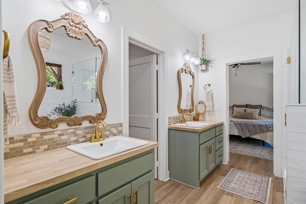 WHITE PINES - Residential