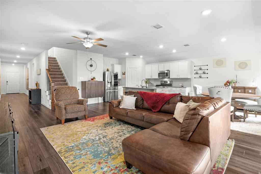 9200 S Field Lane