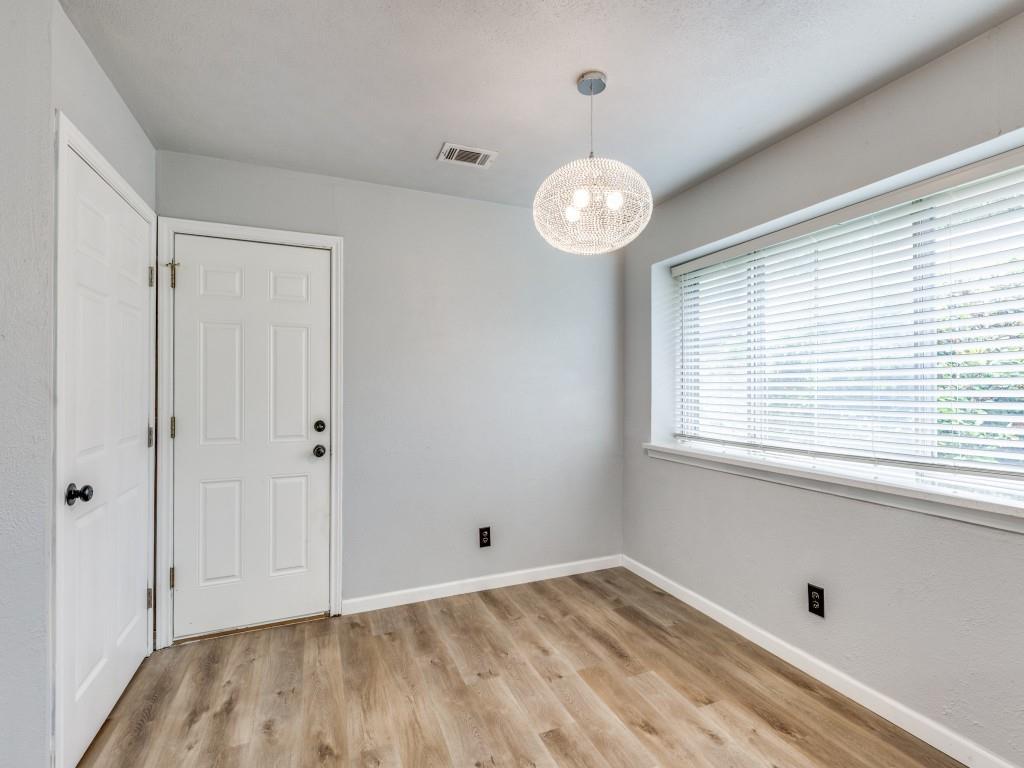 810 Serenade Lane