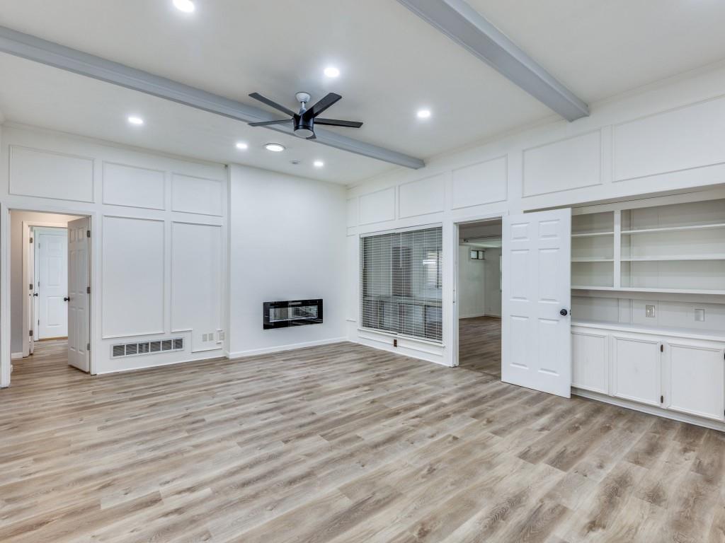 810 Serenade Lane