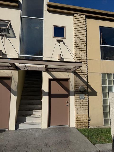 Photo of 4343 Travis Street #1, Dallas, TX 75205 (MLS # 21312631)