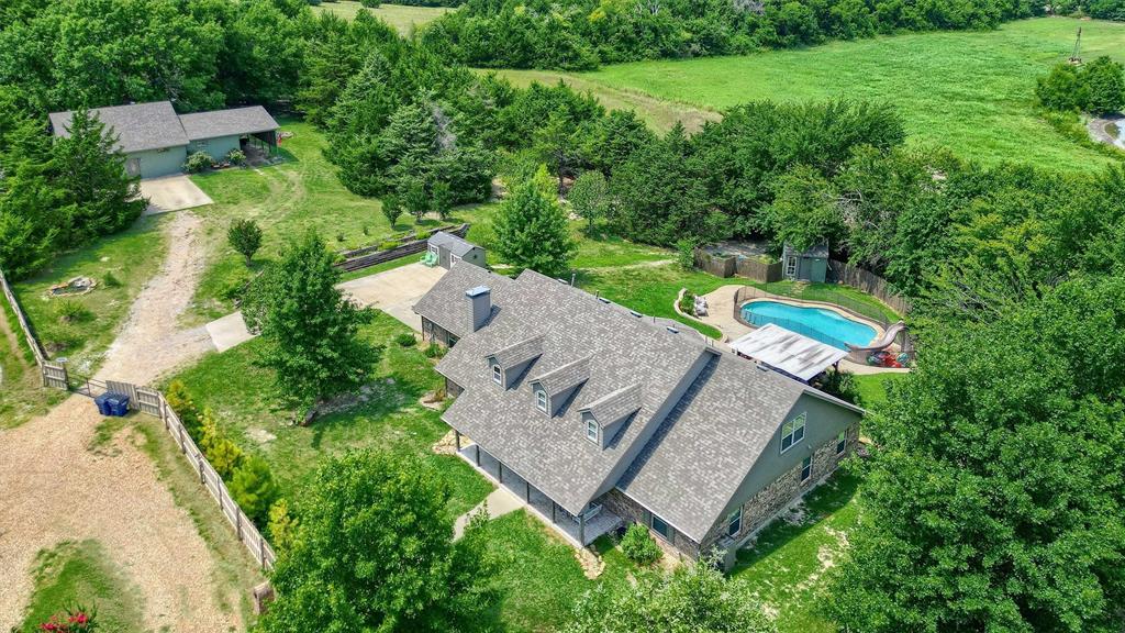 77 Fellowship Lane