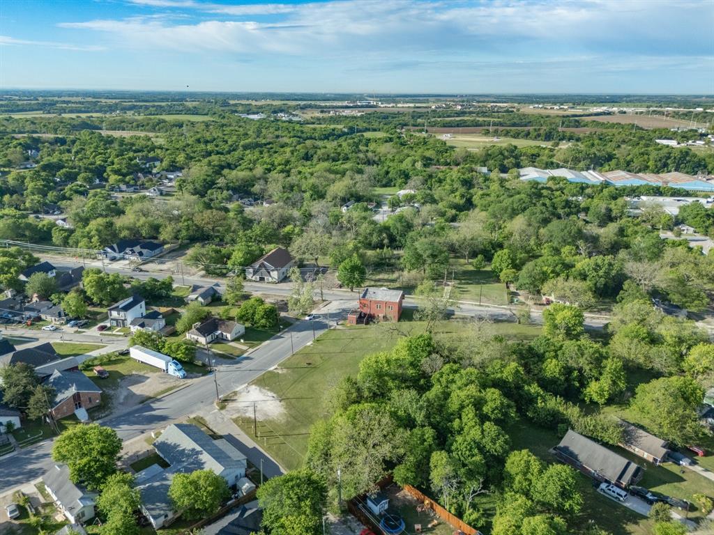Town - Waxahachie - Land