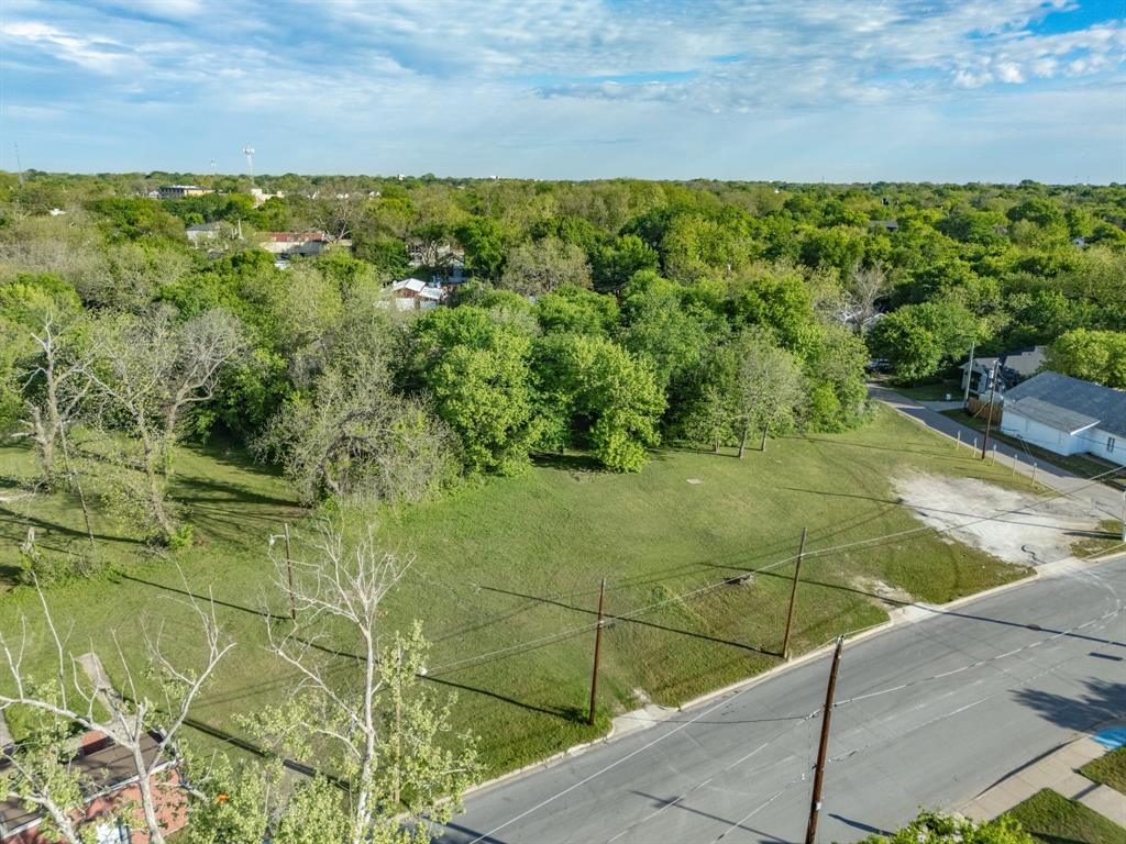 Town - Waxahachie - Land