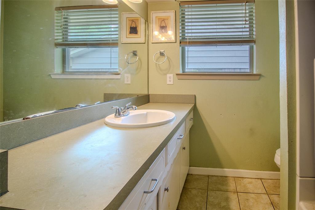 Southgate Manor 02 - Residential