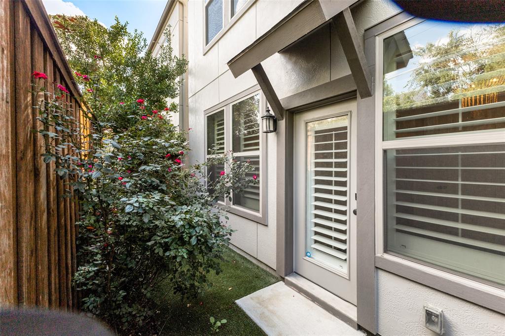 5184 Brickellia Drive