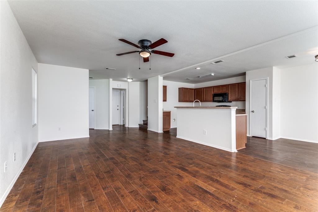 Villages Of Chisholm Ridge Th - Residential Lease