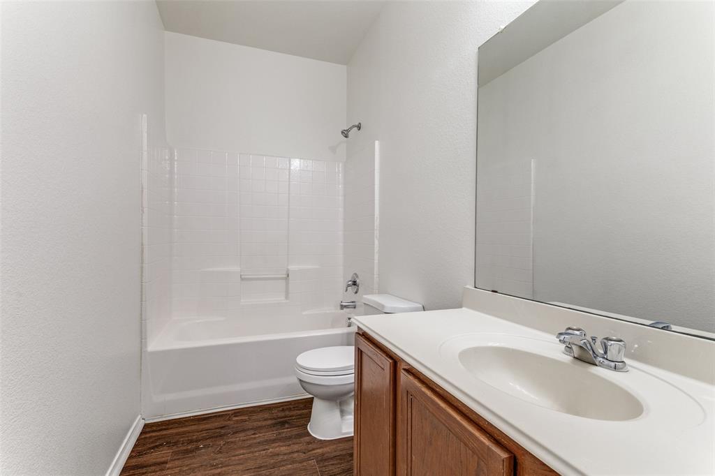 Villages Of Chisholm Ridge Th - Residential Lease