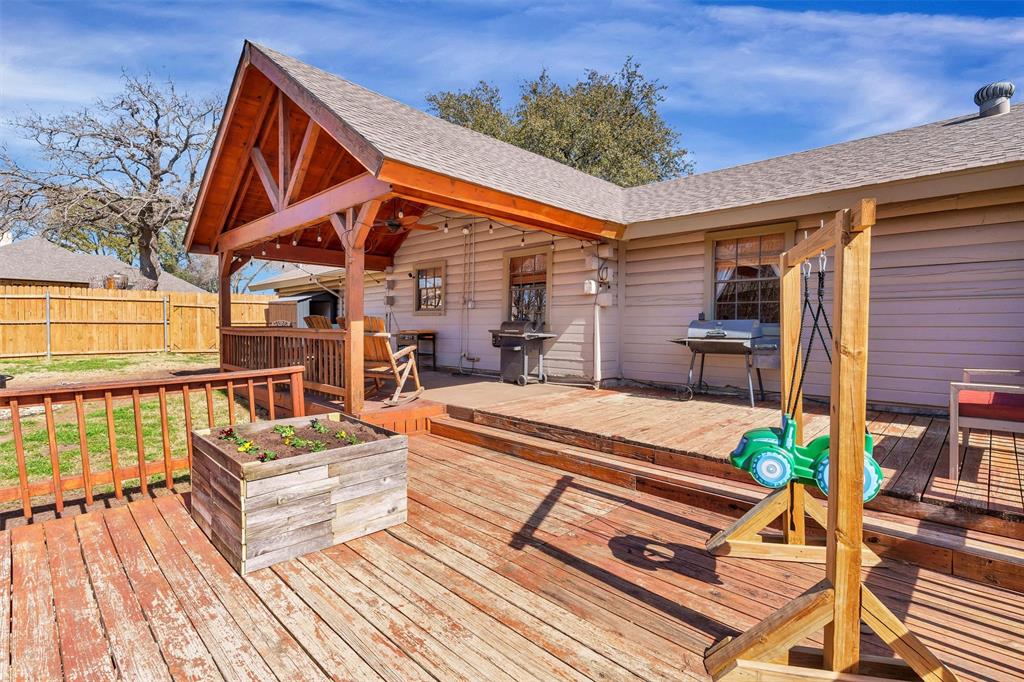 Decordova Bend Estate - Residential