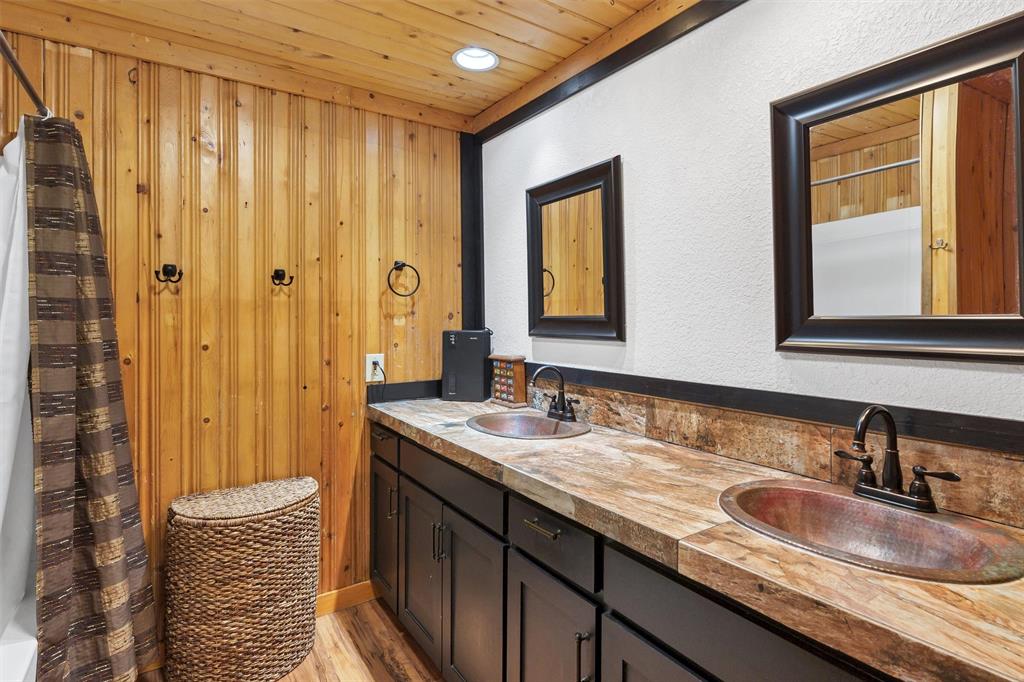 Decordova Bend Estate - Residential