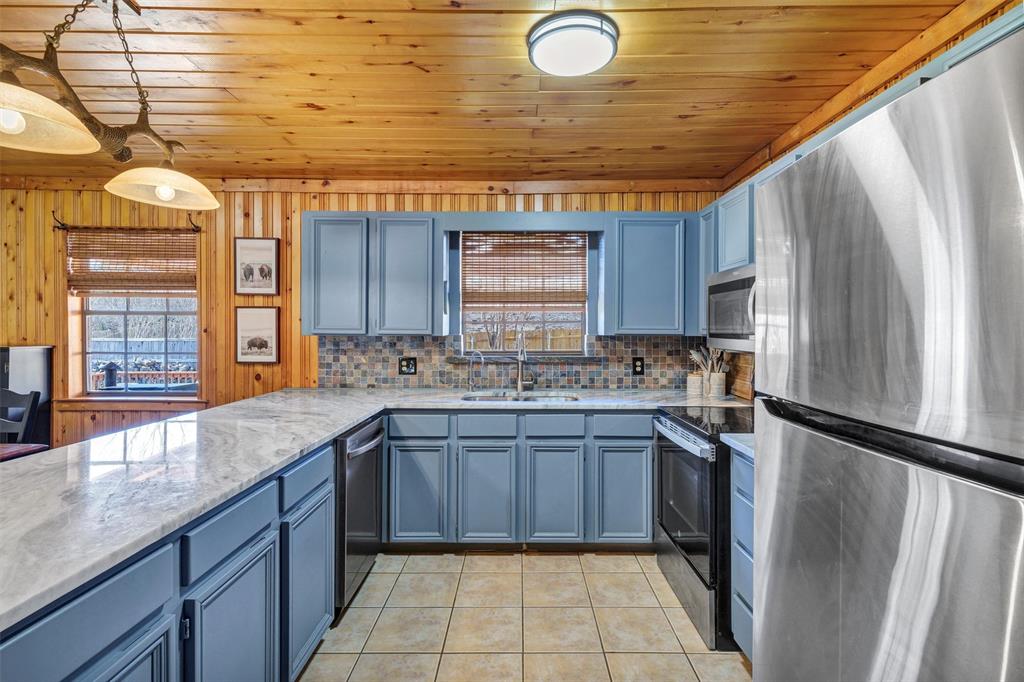 Decordova Bend Estate - Residential