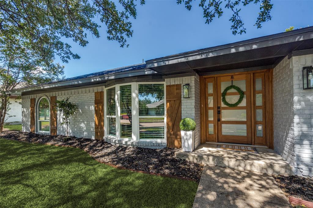 2625 Mollimar Drive