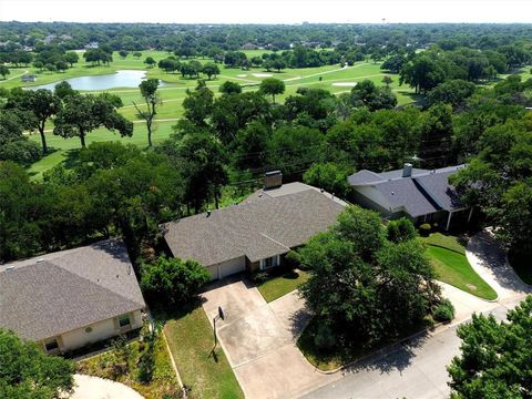 Photo of 5920 Diamond Oaks Drive S, Haltom City, TX 76117 (MLS # 21302706)
