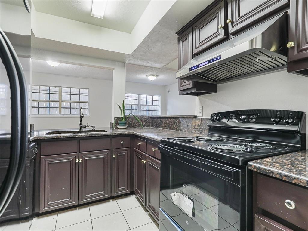 Meadow Crk Village 04 Rev - Residential