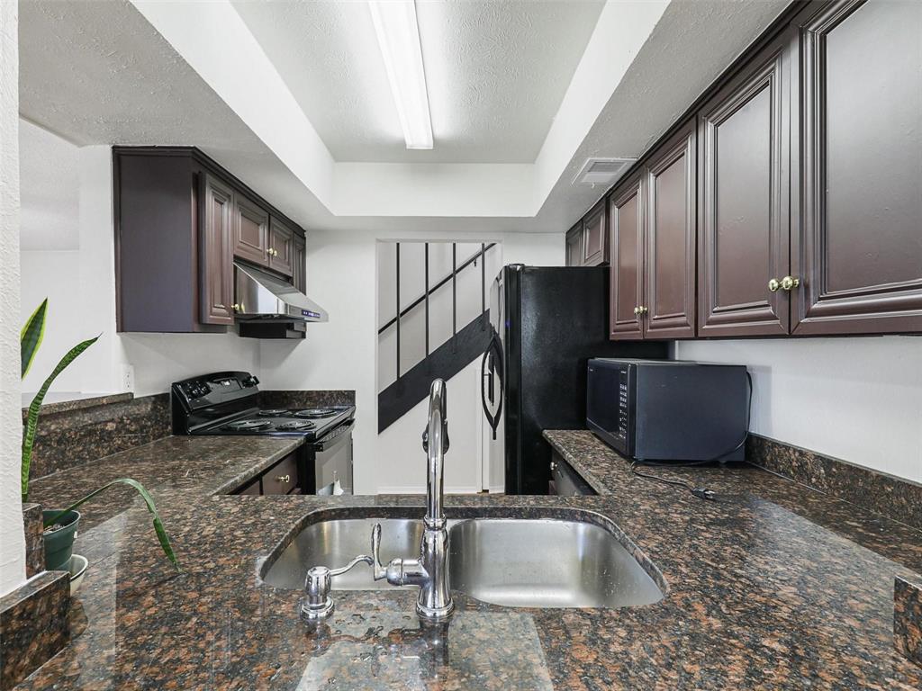 Meadow Crk Village 04 Rev - Residential