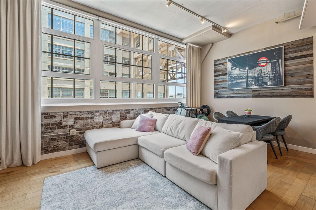 One Montgomery Plaza Residence Condo - Residential