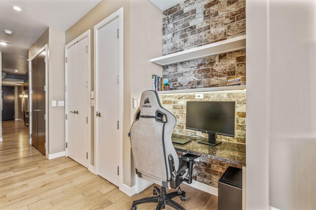 One Montgomery Plaza Residence Condo - Residential